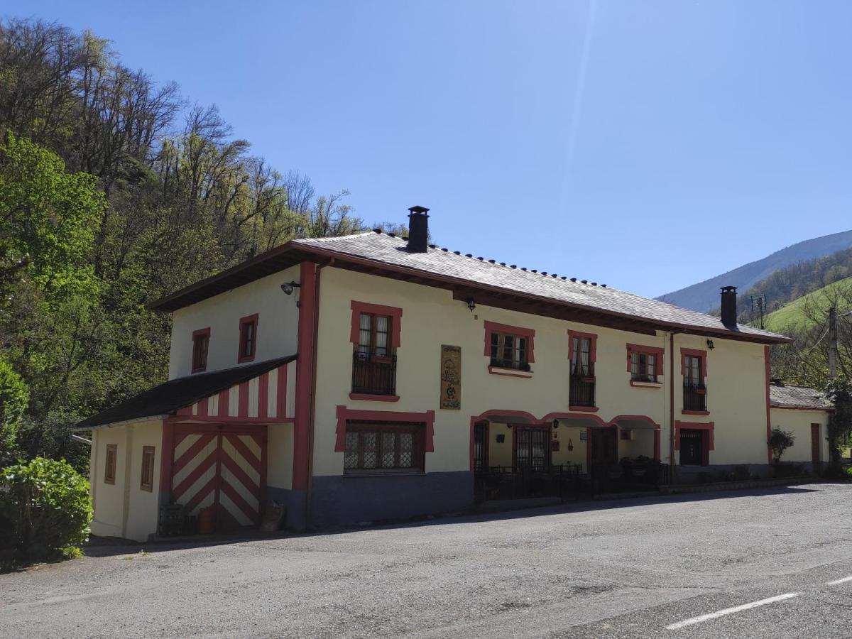 Casa De Aldea La Pescal Pension Buitenkant foto